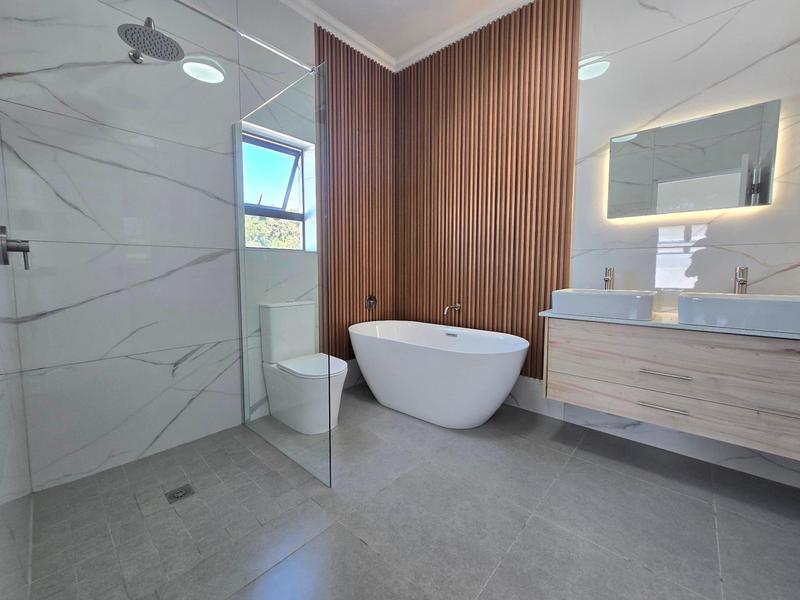 3 Bedroom Property for Sale in Shelley Point Western Cape